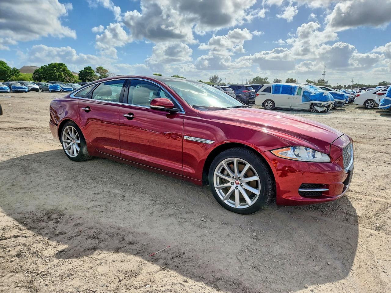 2014 Jaguar Xj - Фото 4