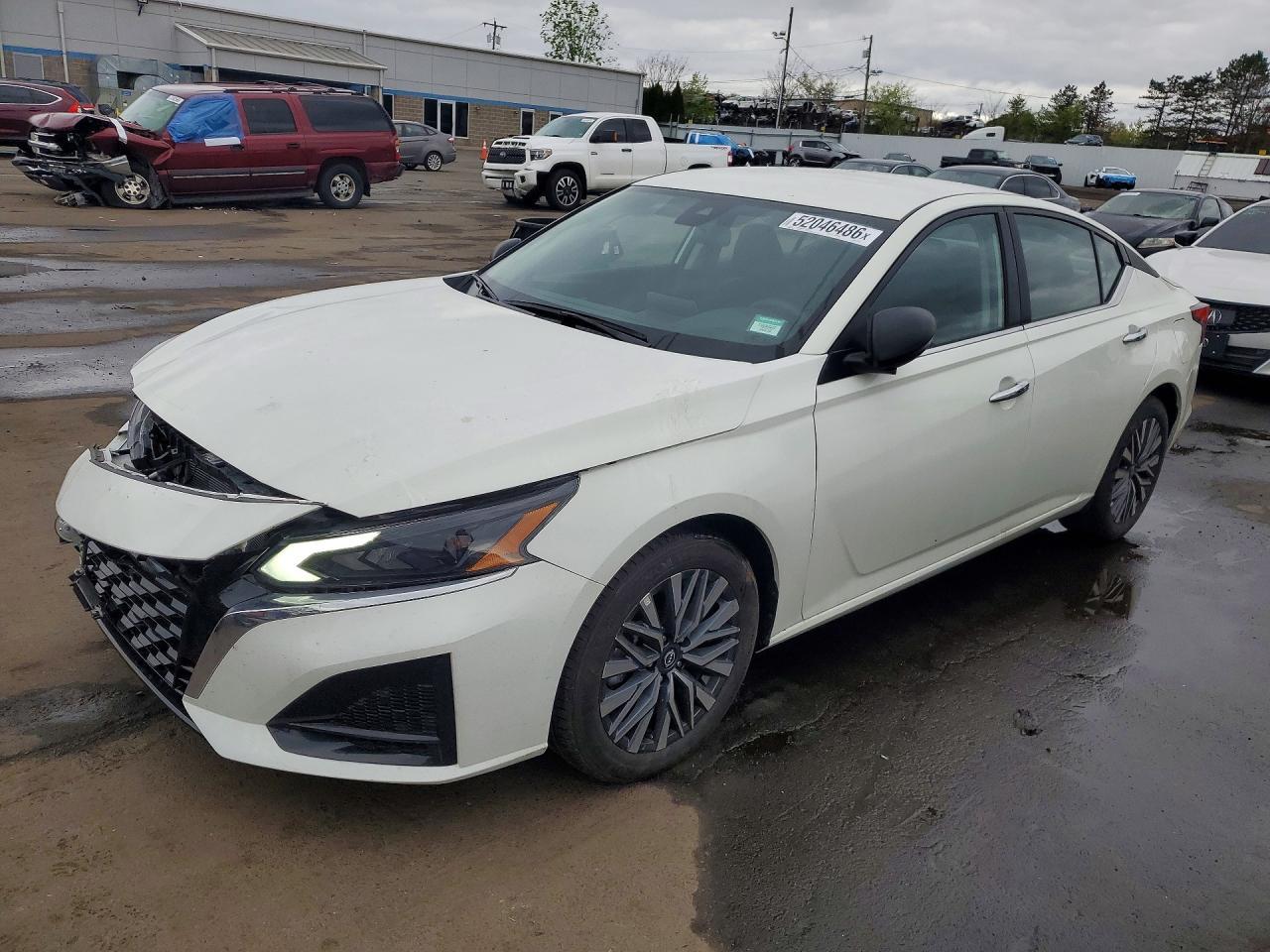 2025 Nissan Altima Sv