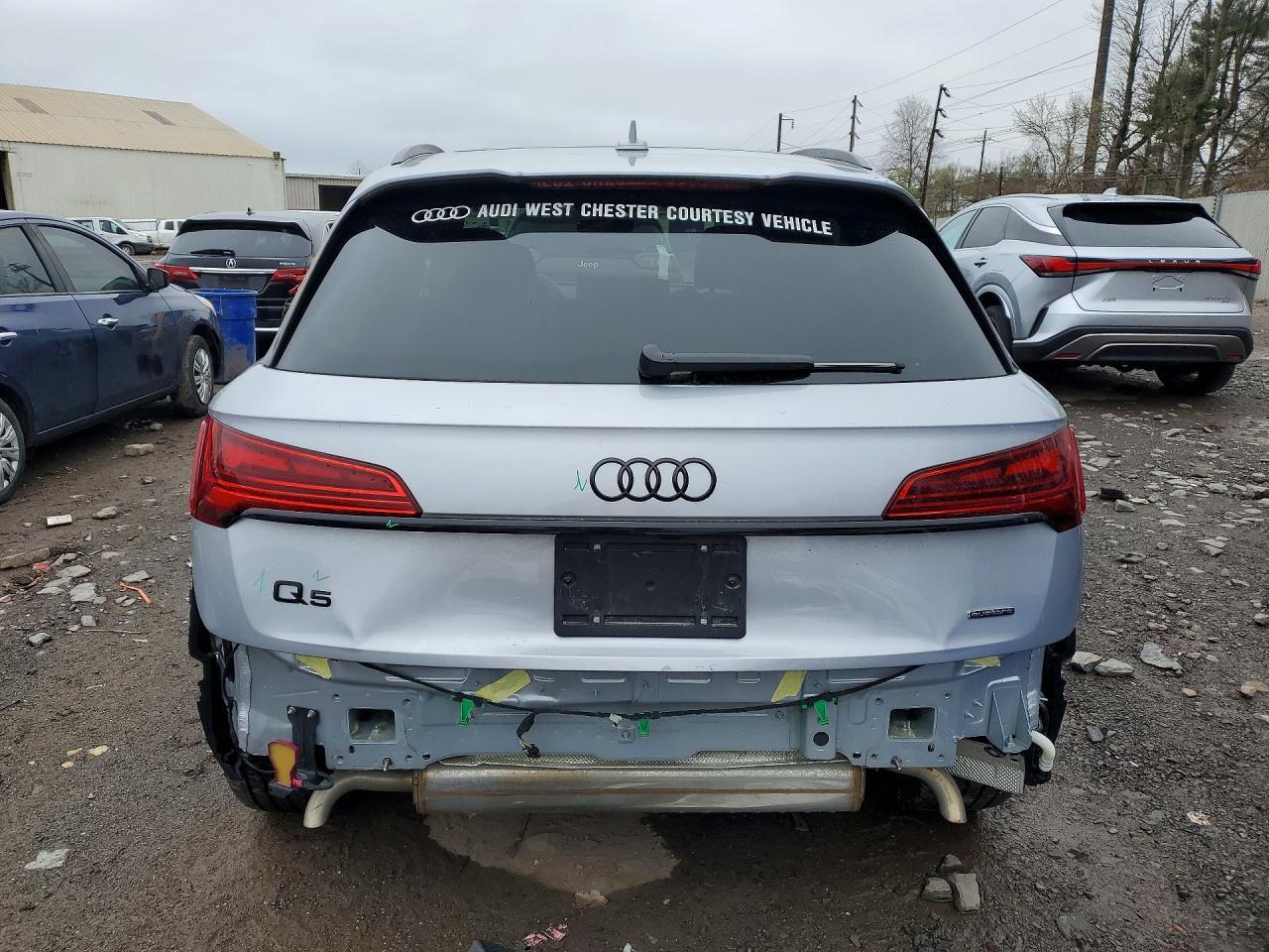 2025 Audi Q5 Premium 45 - Фото 6