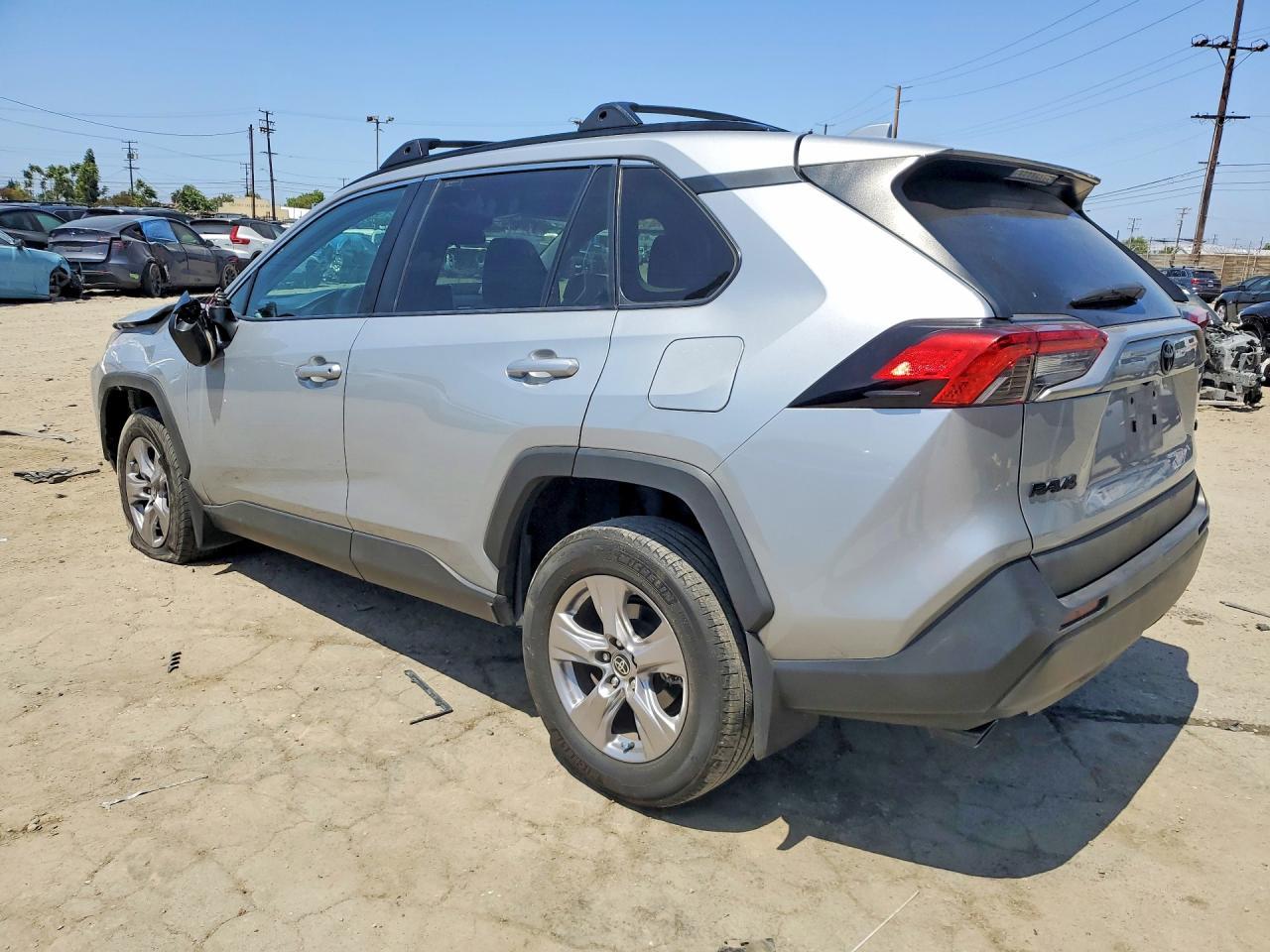 2023 Toyota Rav4 Xle - Фото 2