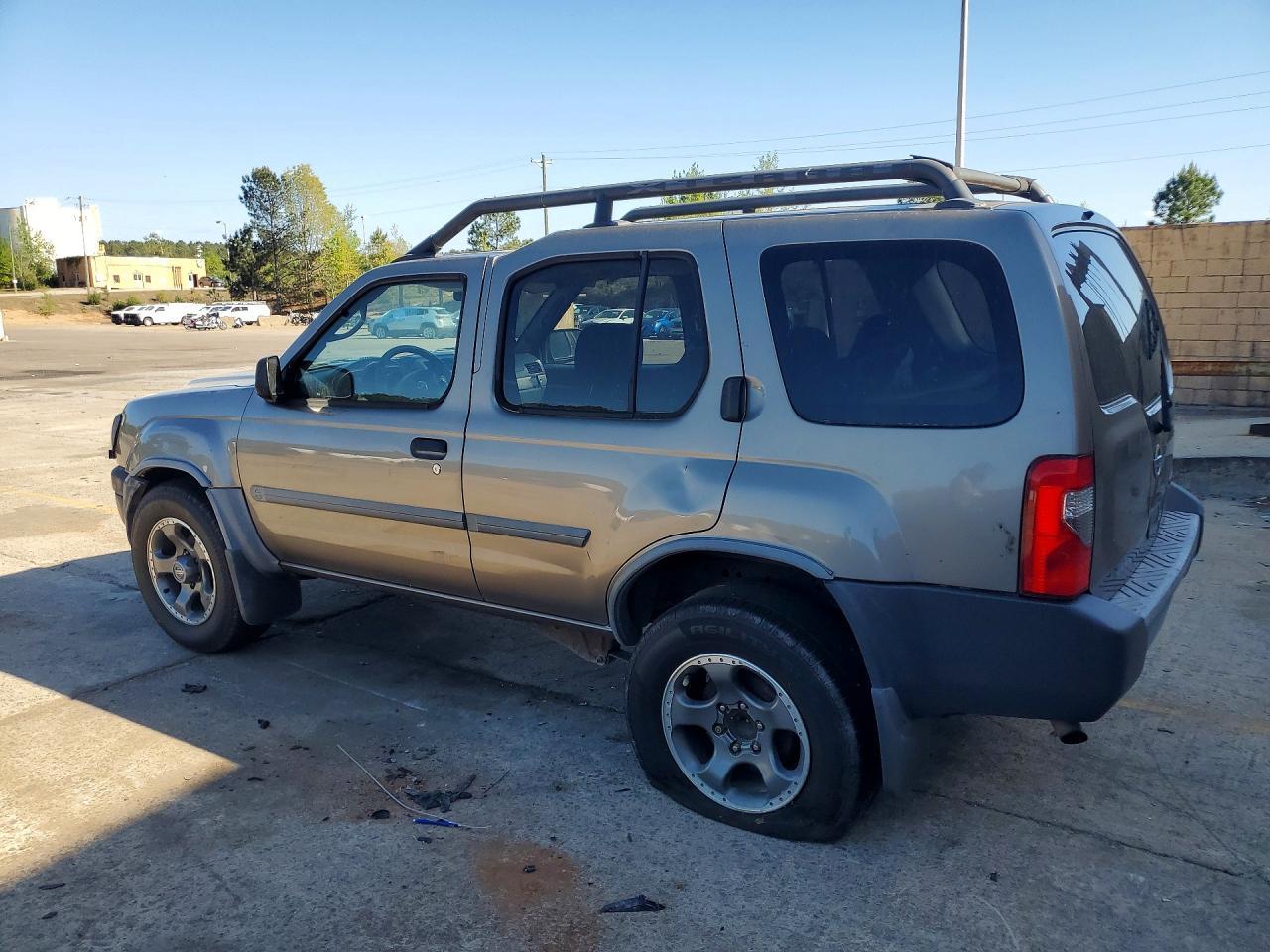 2004 Nissan Xterra Xe - Image 2