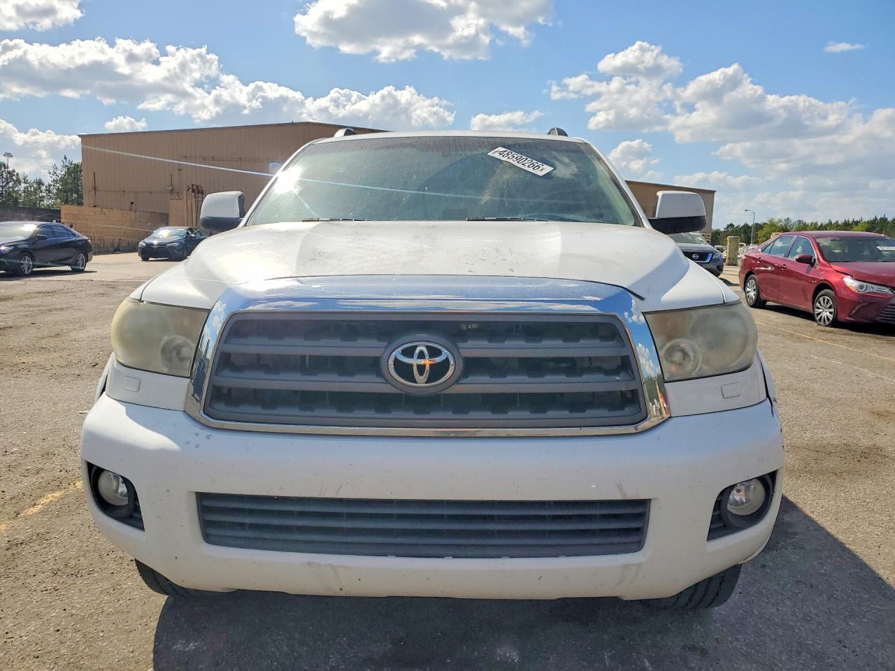 2011 Toyota Sequoia Sr5 - Фото 5