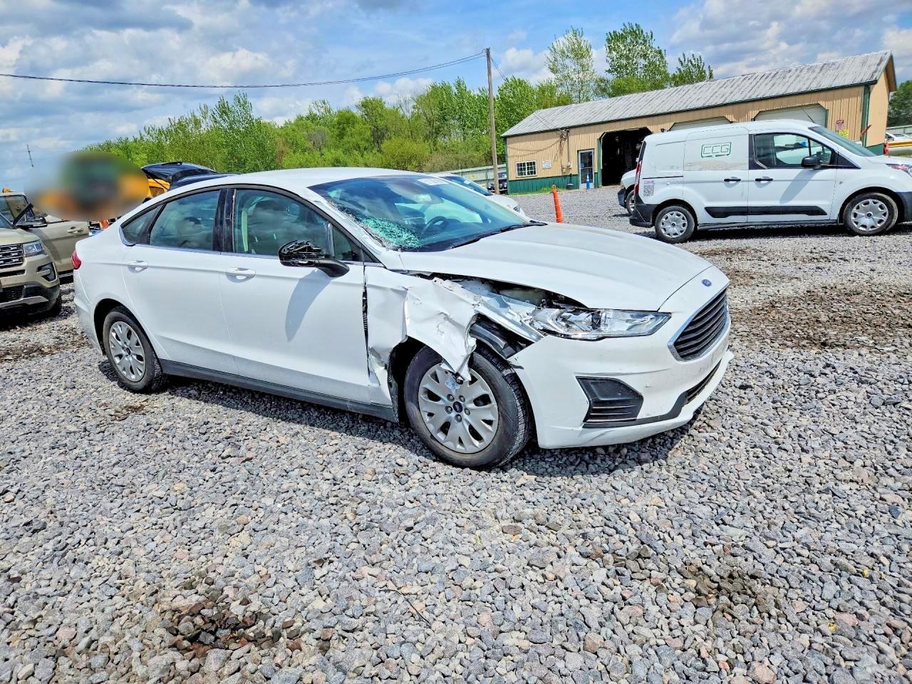 2020 Ford Fusion S - Фото 4