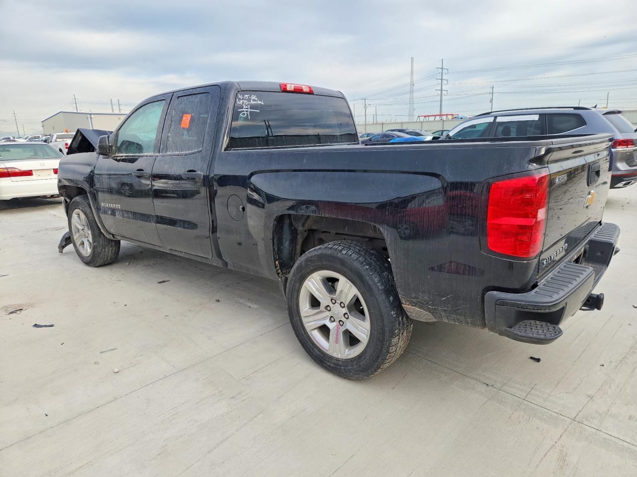 2016 Chevrolet Silverado C1500 Custom - Фото 2