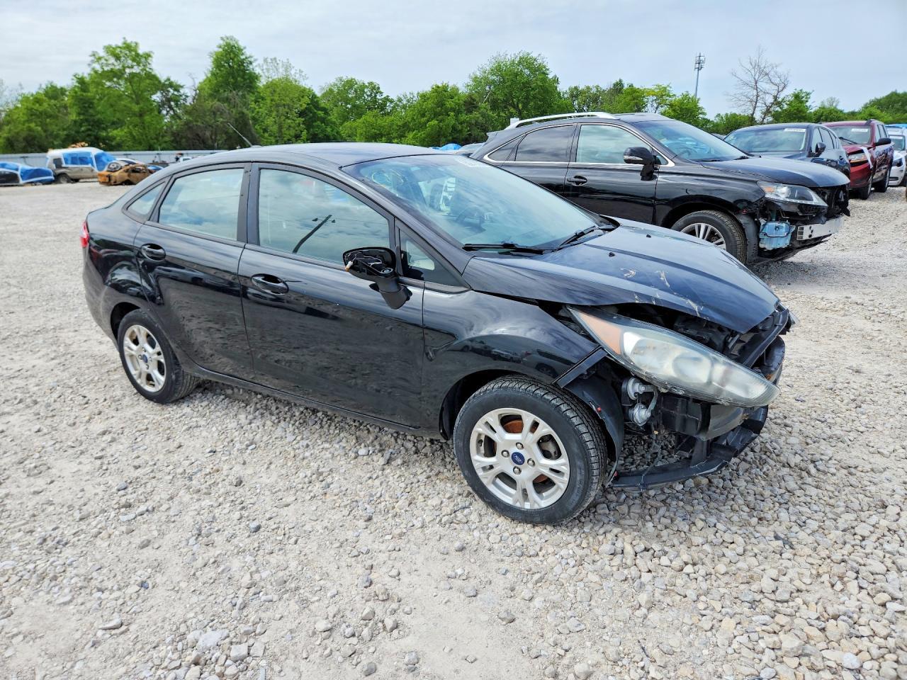 2016 Ford Fiesta Se - Фото 4