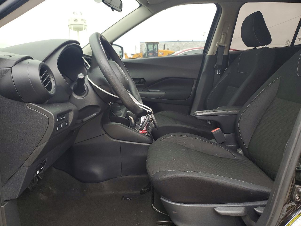 2022 Nissan Kicks S - Image 7
