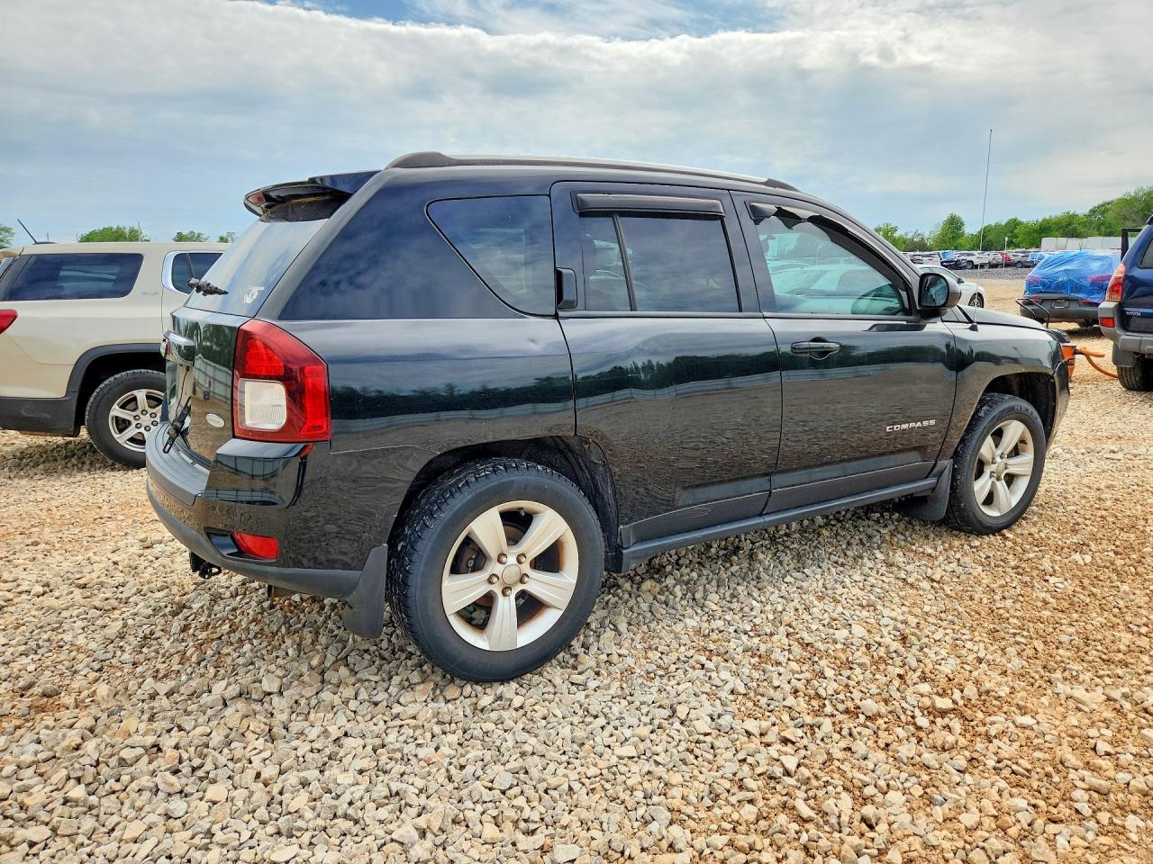 2014 Jeep Compass Latitude - Фото 3
