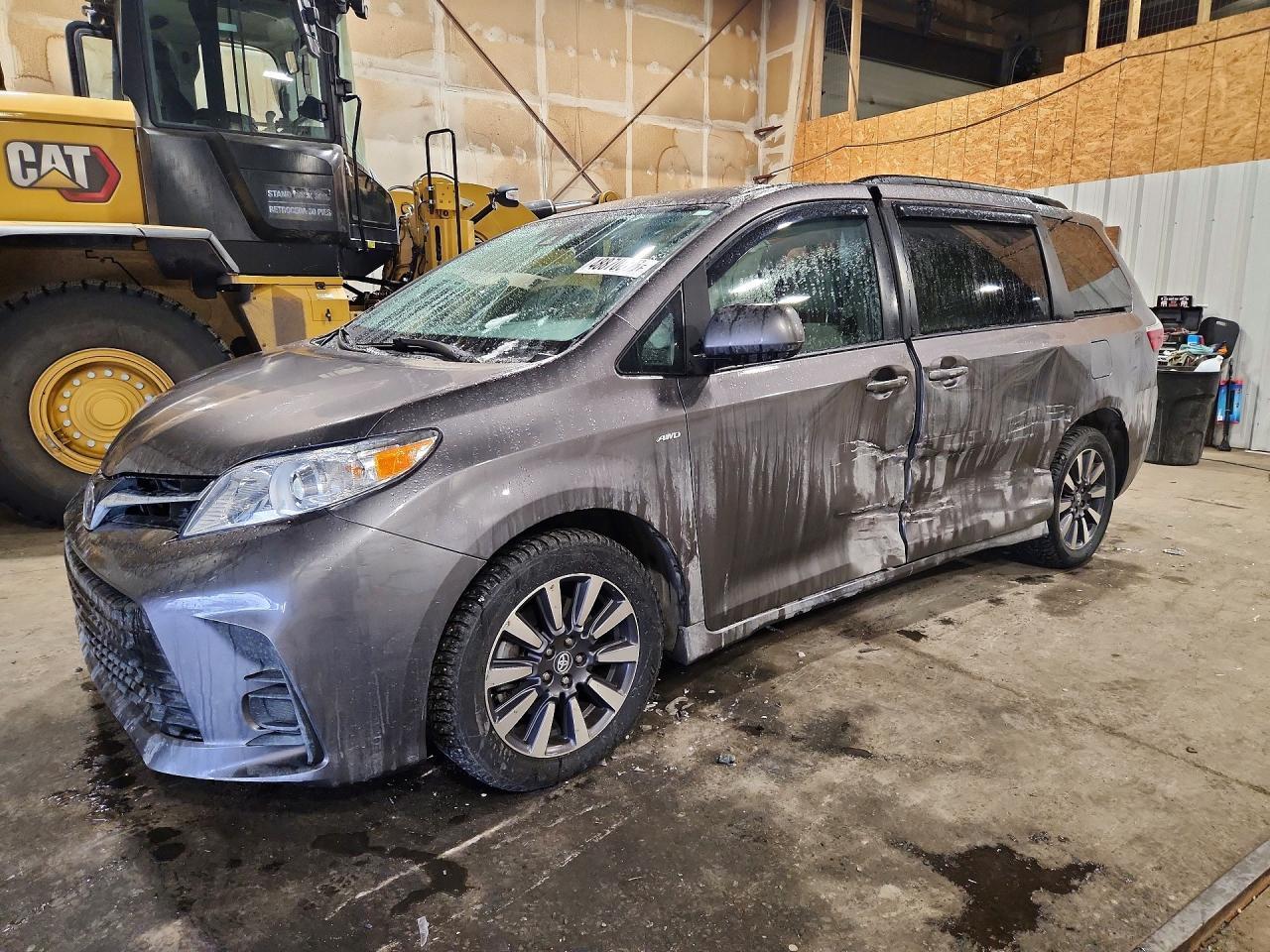 2019 Toyota Sienna Le 7-Passenger