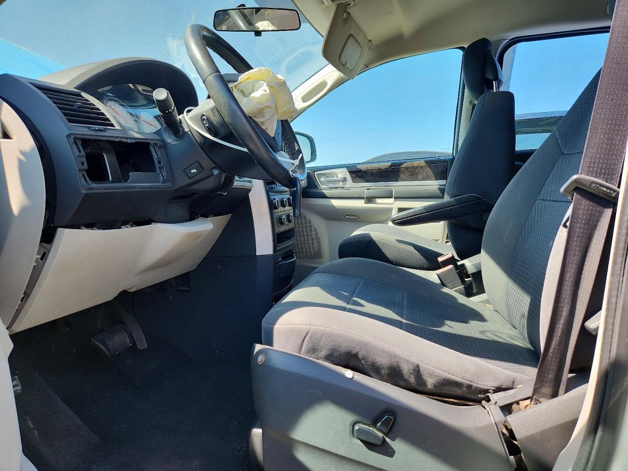 2010 Dodge Grand Caravan Sxt - Image 7
