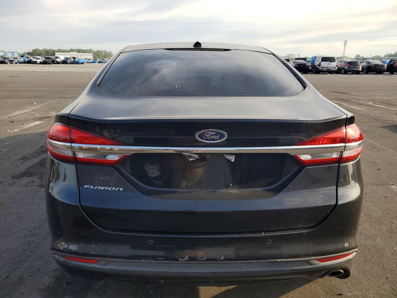 2017 Ford Fusion S - Фото 6