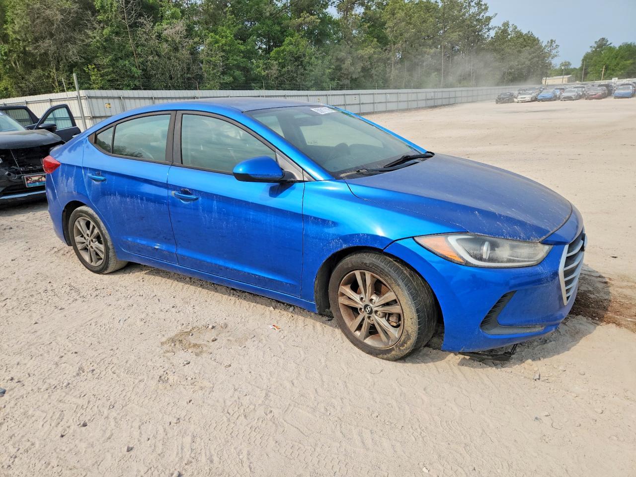 2017 Hyundai Elantra Se - Image 4