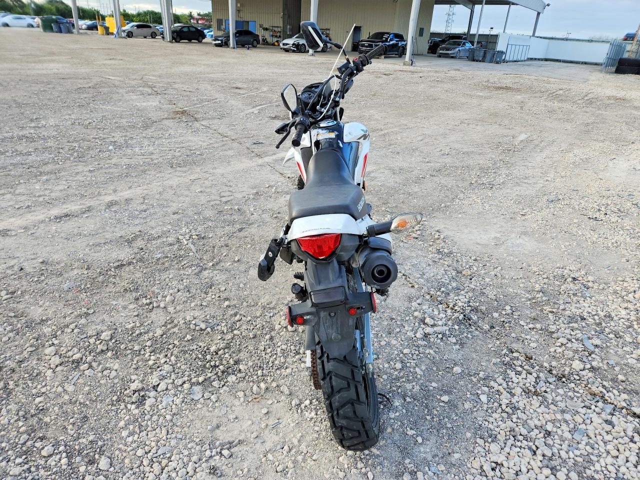2023 Honda Xr150L E - Фото 4