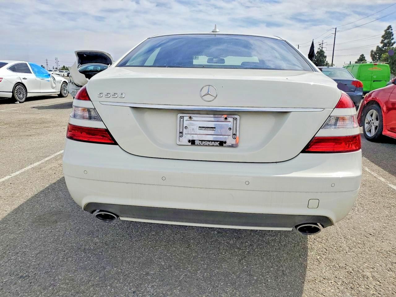2008 Mercedes-Benz 500-Class - Фото 6