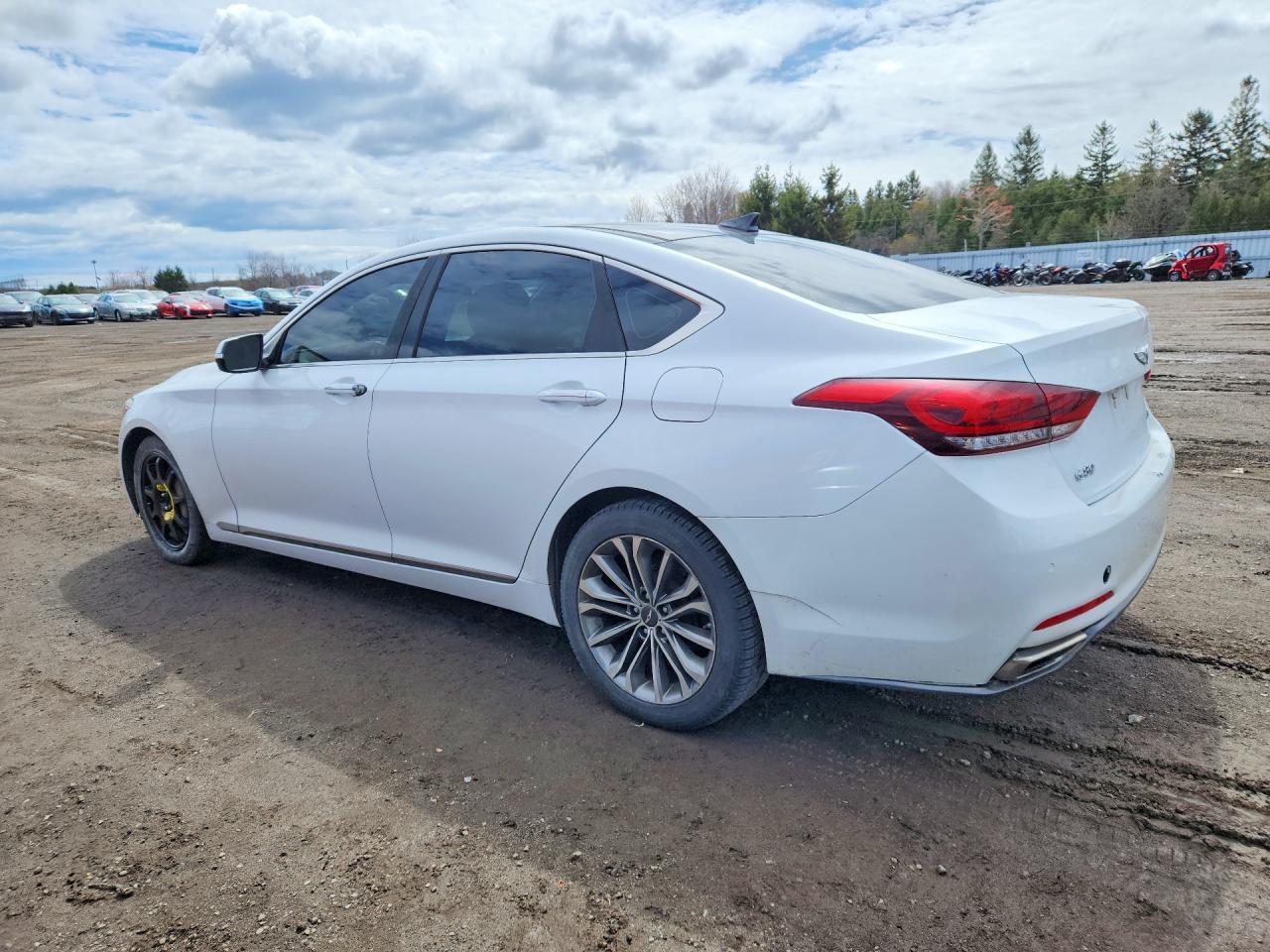 2015 Hyundai Genesis 3.8L V6 - Фото 2