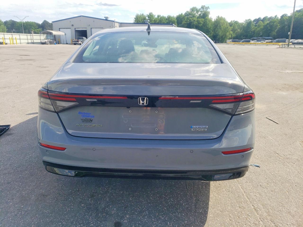 2025 Honda Accord Touring Hybrid - Image 6