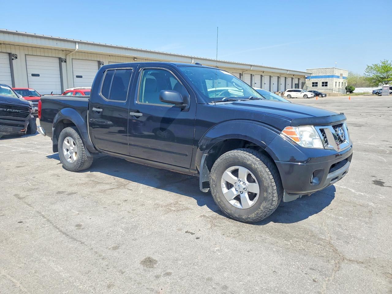 2013 Nissan Frontier S 4X4 - Фото 4