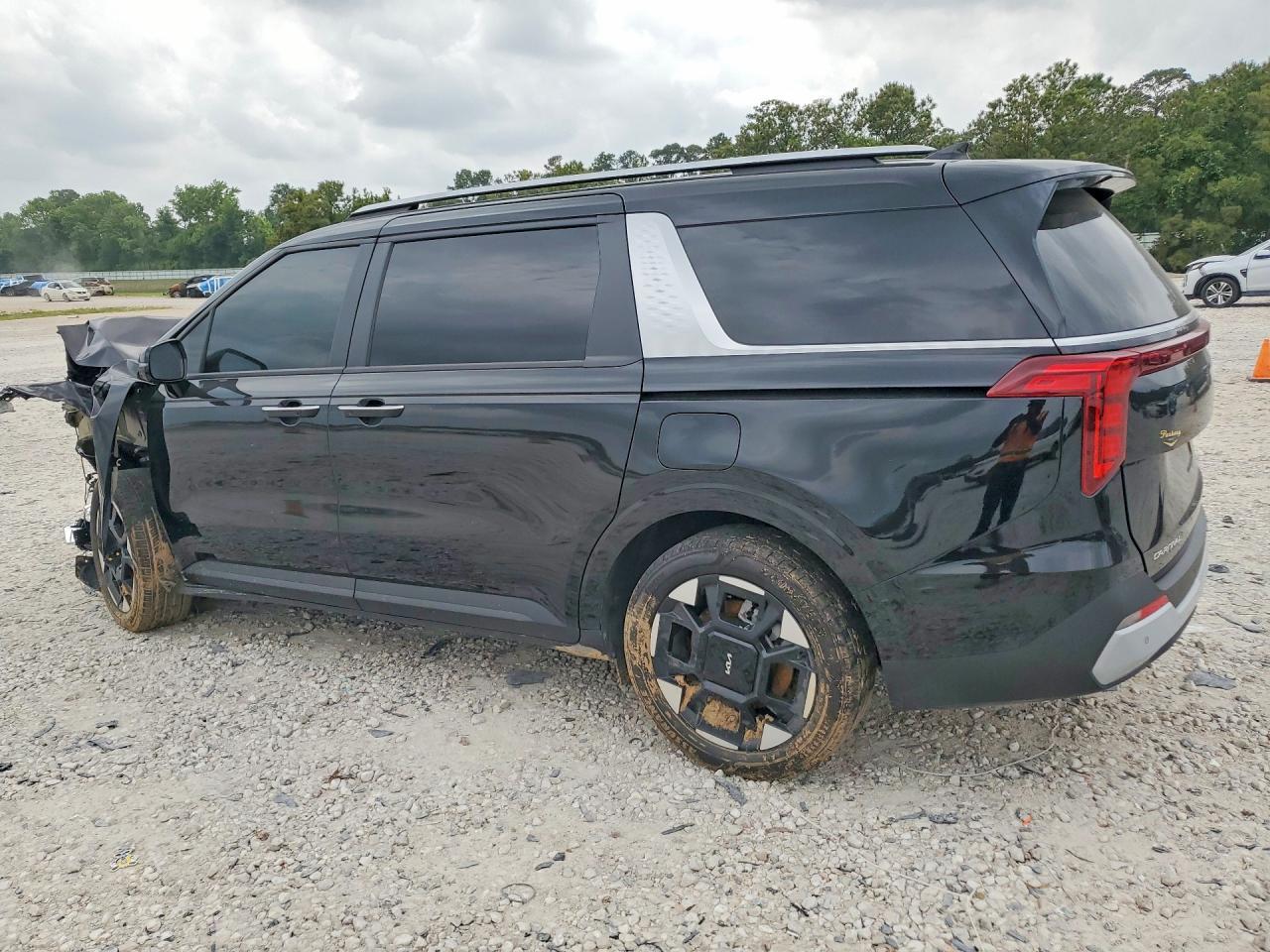 2026 Kia Carnival Ex - Image 2