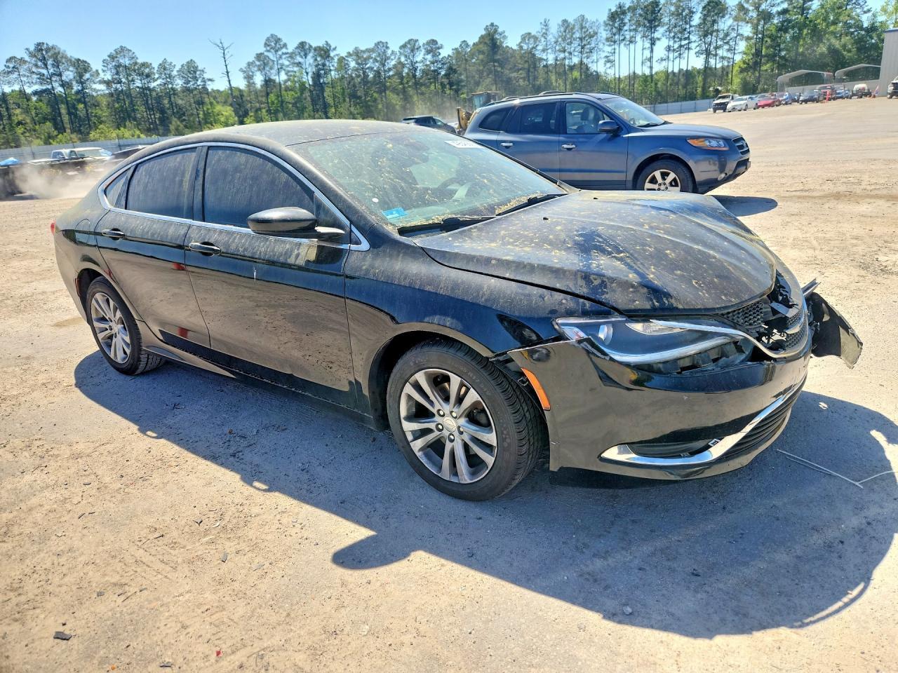 2015 Chrysler 200 Limited - Фото 4