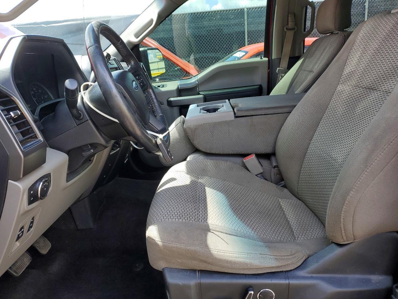 2017 Ford F150 Supercrew - Image 7