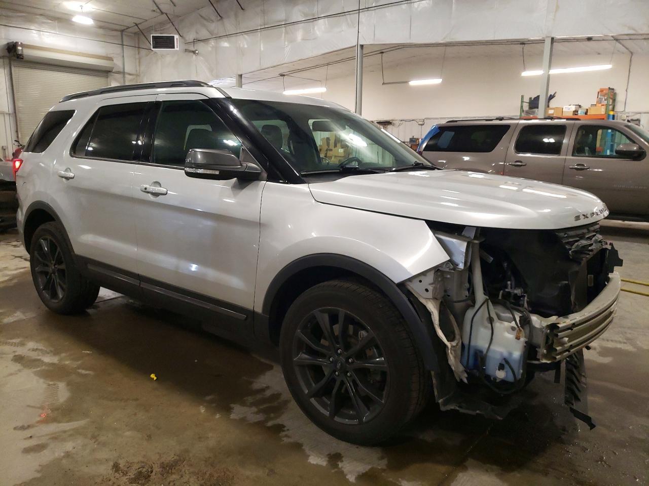 2018 Ford Explorer Xlt - Фото 4
