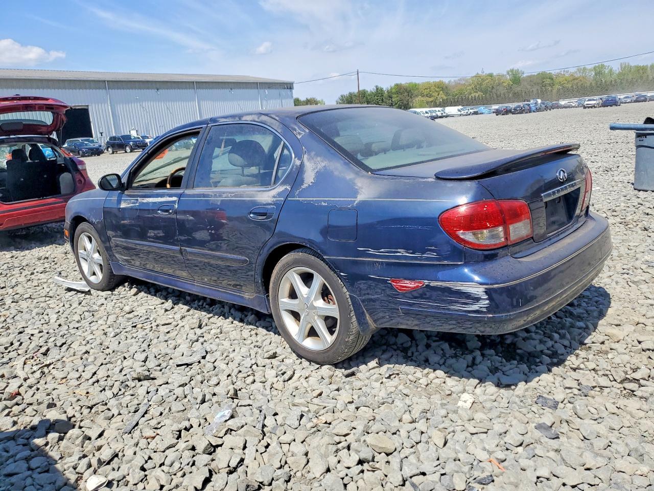 2004 Infiniti I35 Base - Image 2