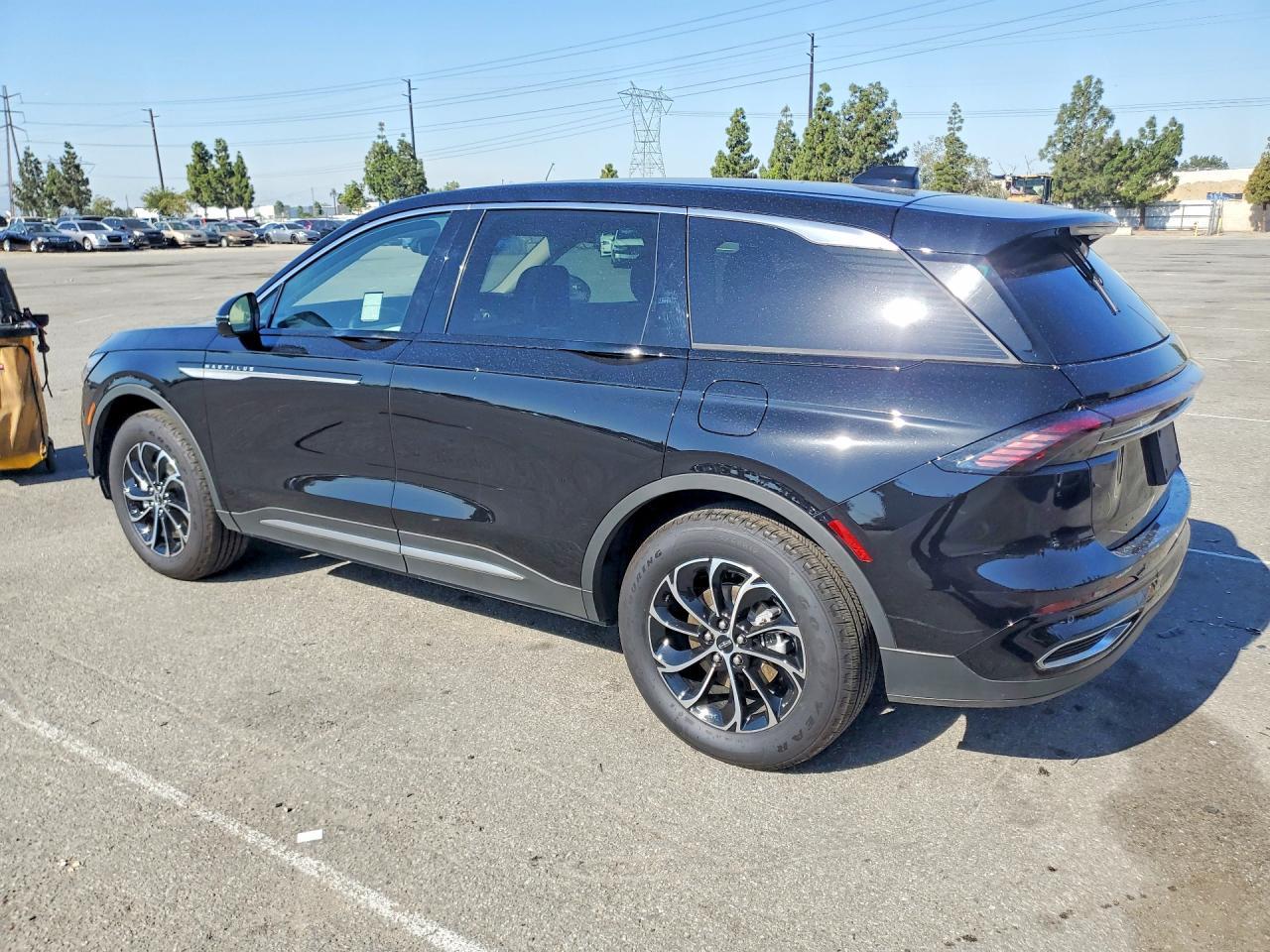 2026 Lincoln Nautilus Premiere - Image 2