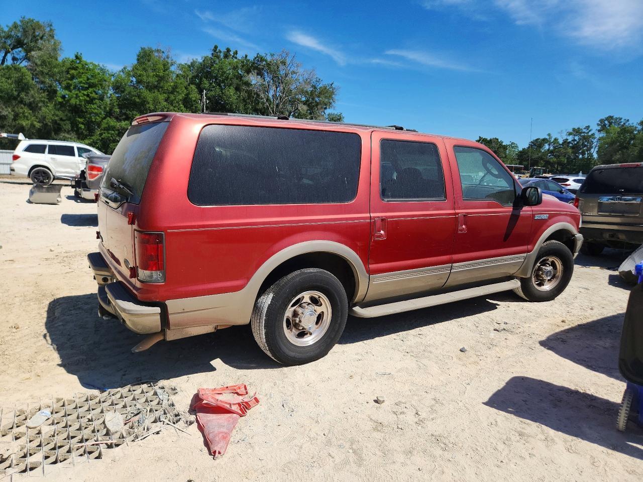 2004 Ford Excursion Eddie Bauer - Image 3
