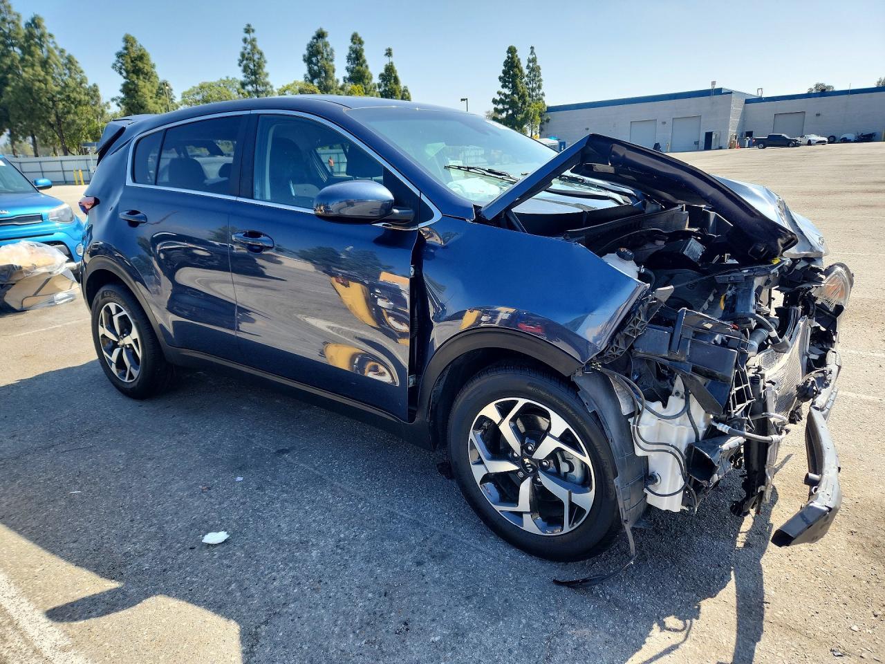 2021 Kia Sportagelx - Фото 4