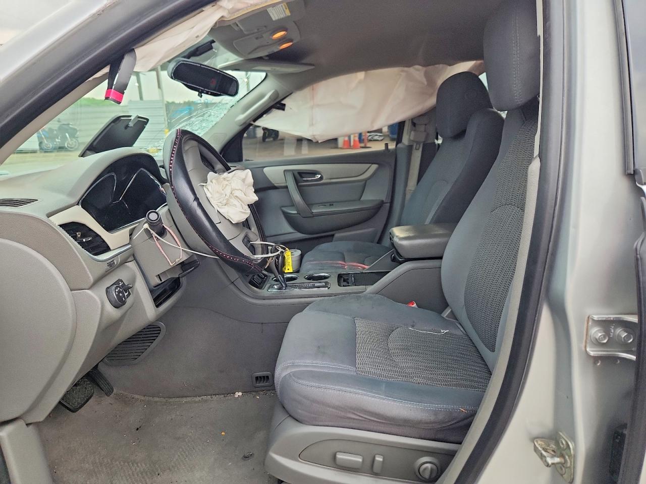 2016 Chevrolet Traverse Ls - Фото 7