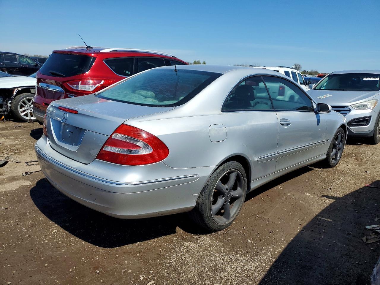 2005 Mercedes-Benz Clk 320C - Фото 3