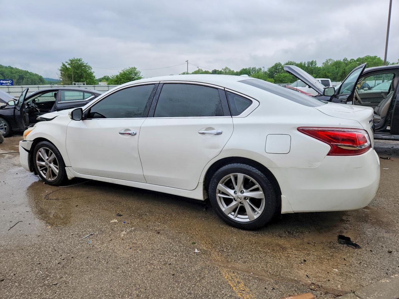 2013 Nissan Altima 2.5/S/Sv/Sl - Фото 2