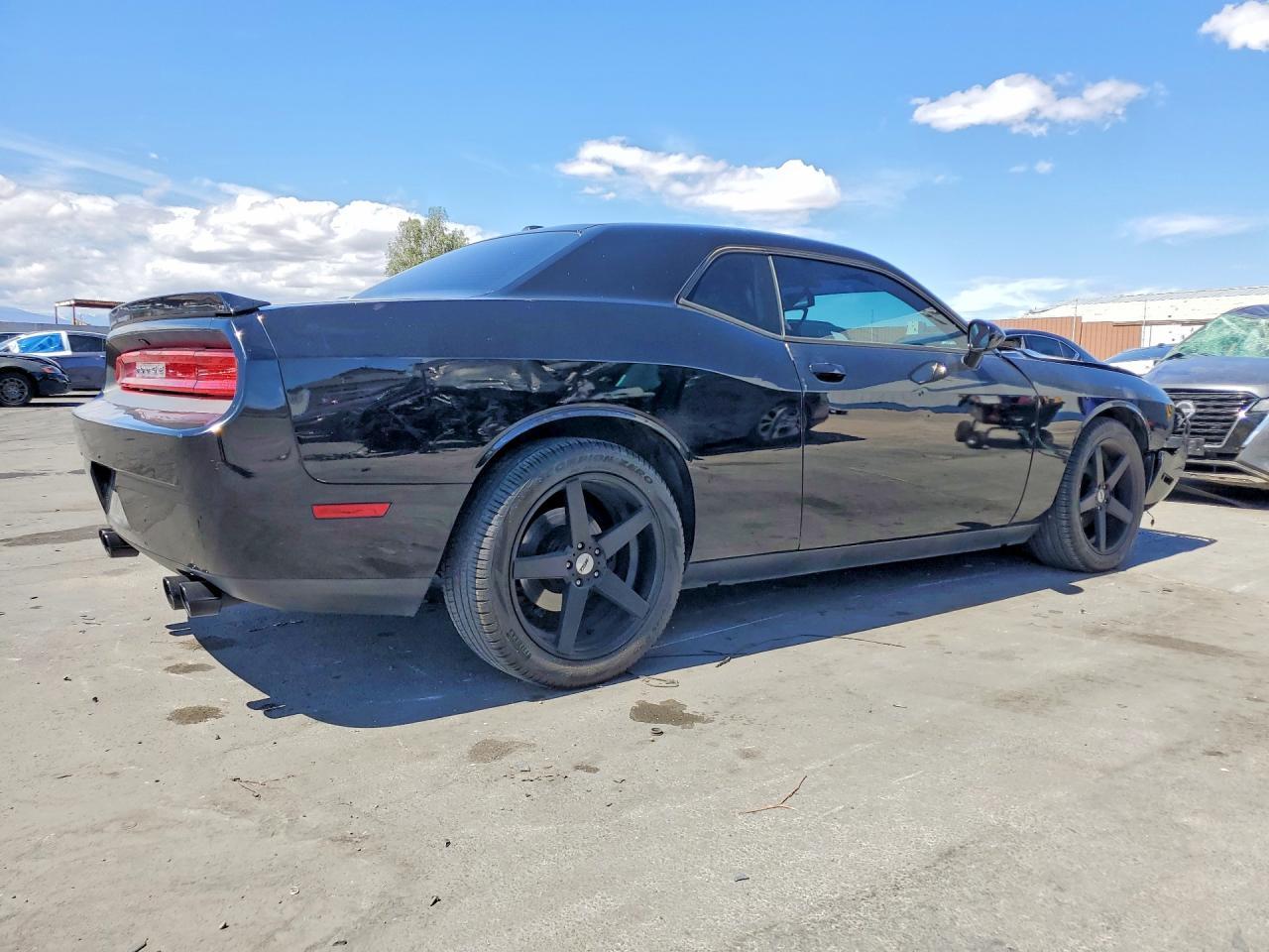 2014 Dodge Challenger Sxt - Фото 3