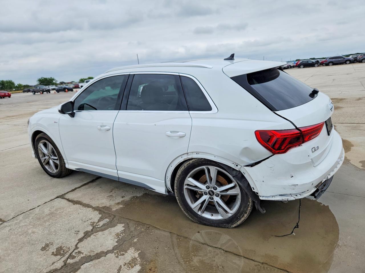 2022 Audi Q3 Premium S Line 45 - Фото 2
