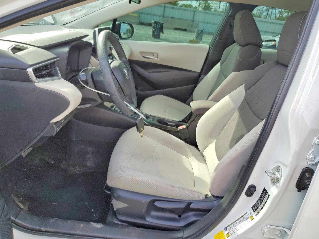 2020 Toyota Corolla Le - Фото 7