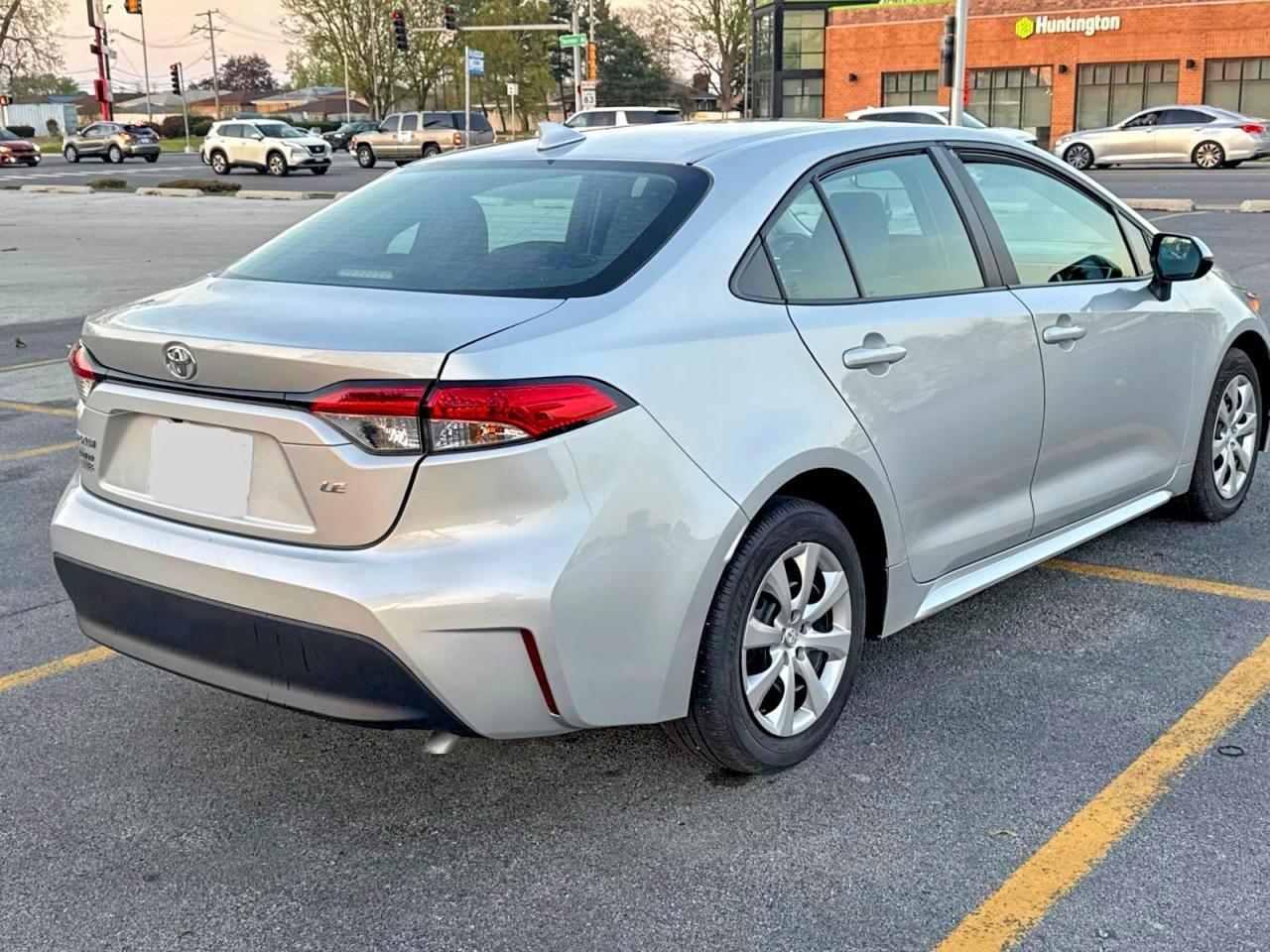 2024 Toyota Corolla Le - Фото 3