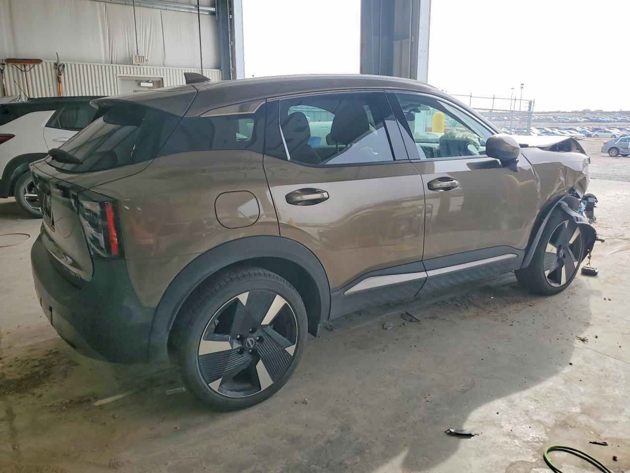 2025 Nissan Kicks Sr - Фото 3