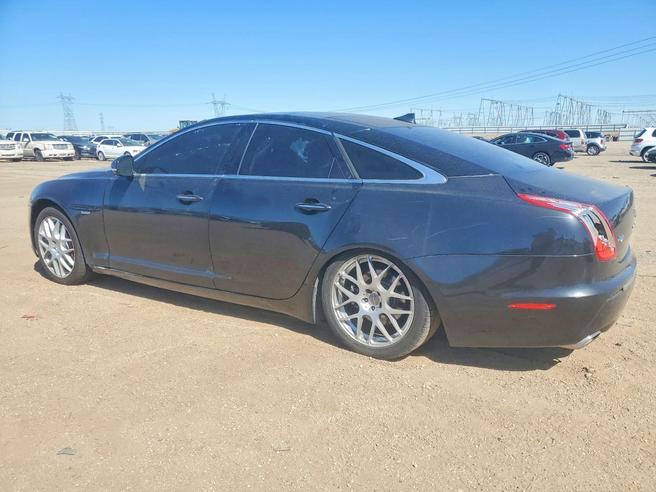 2013 Jaguar Xj - Фото 2