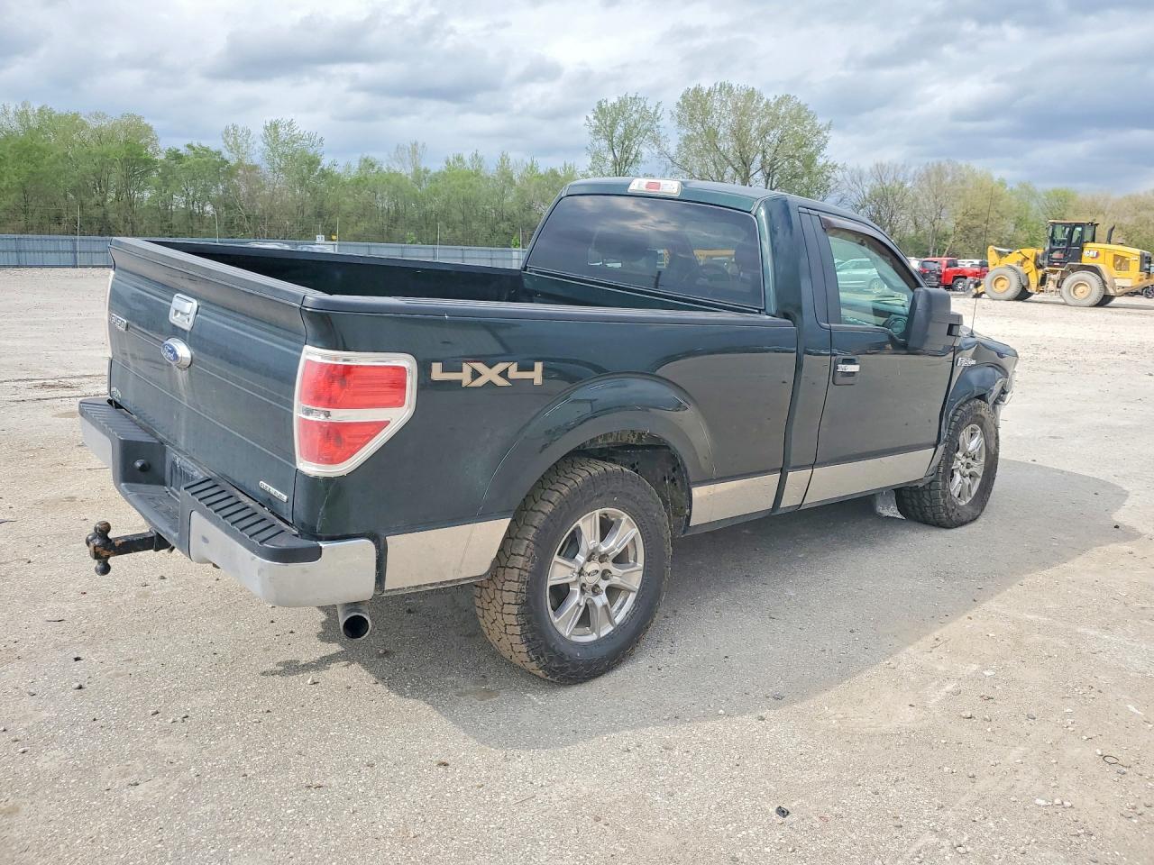 2014 Ford F150 - Фото 3