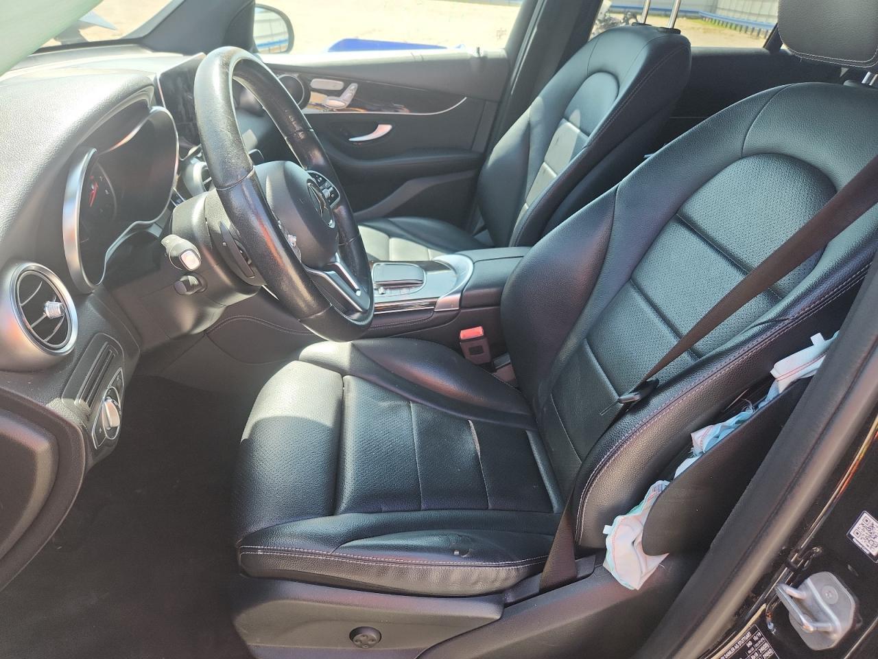 2020 Mercedes-Benz Glc 300 4Matic - Image 7