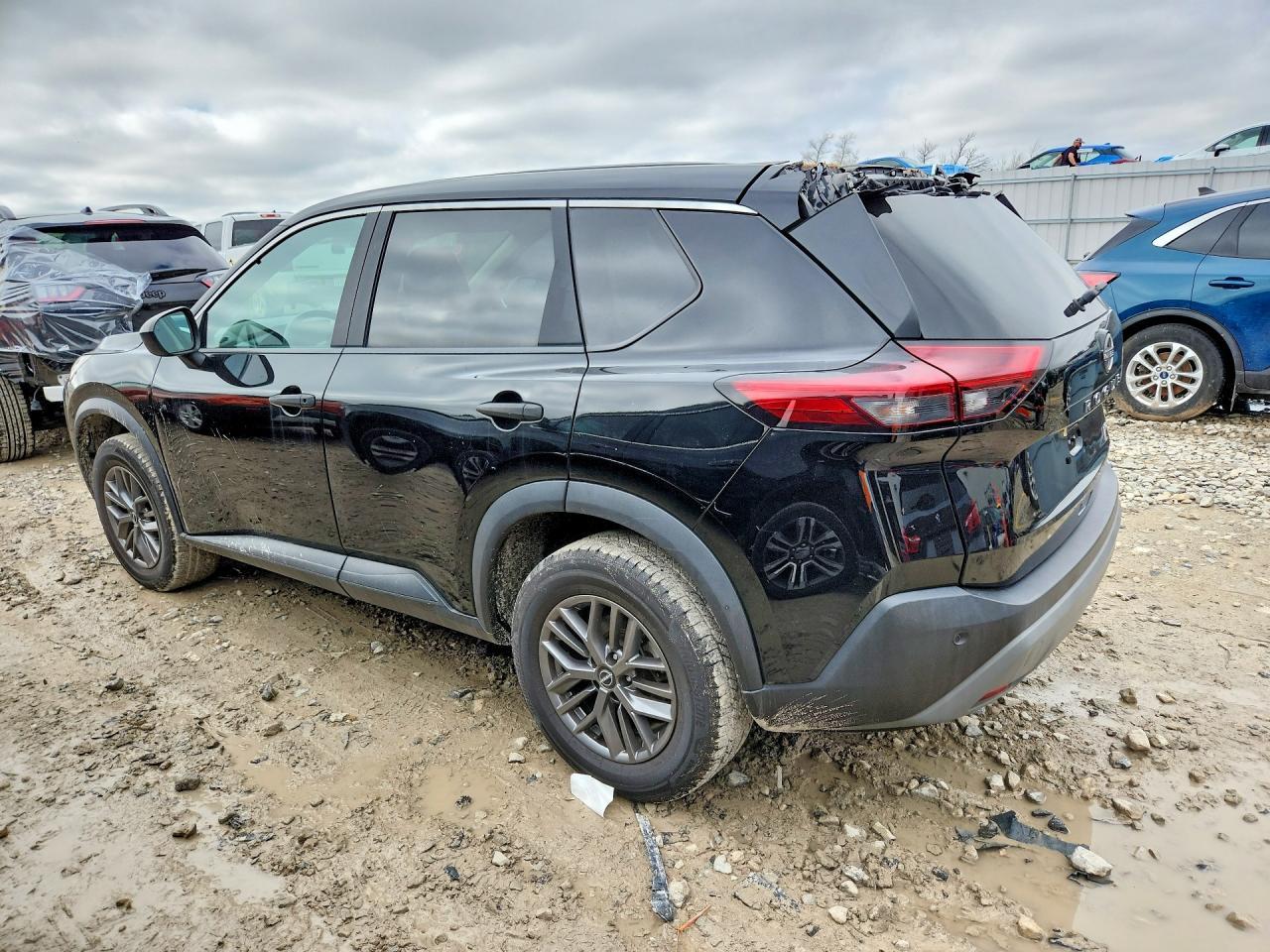 2023 Nissan Rogue S - Фото 2