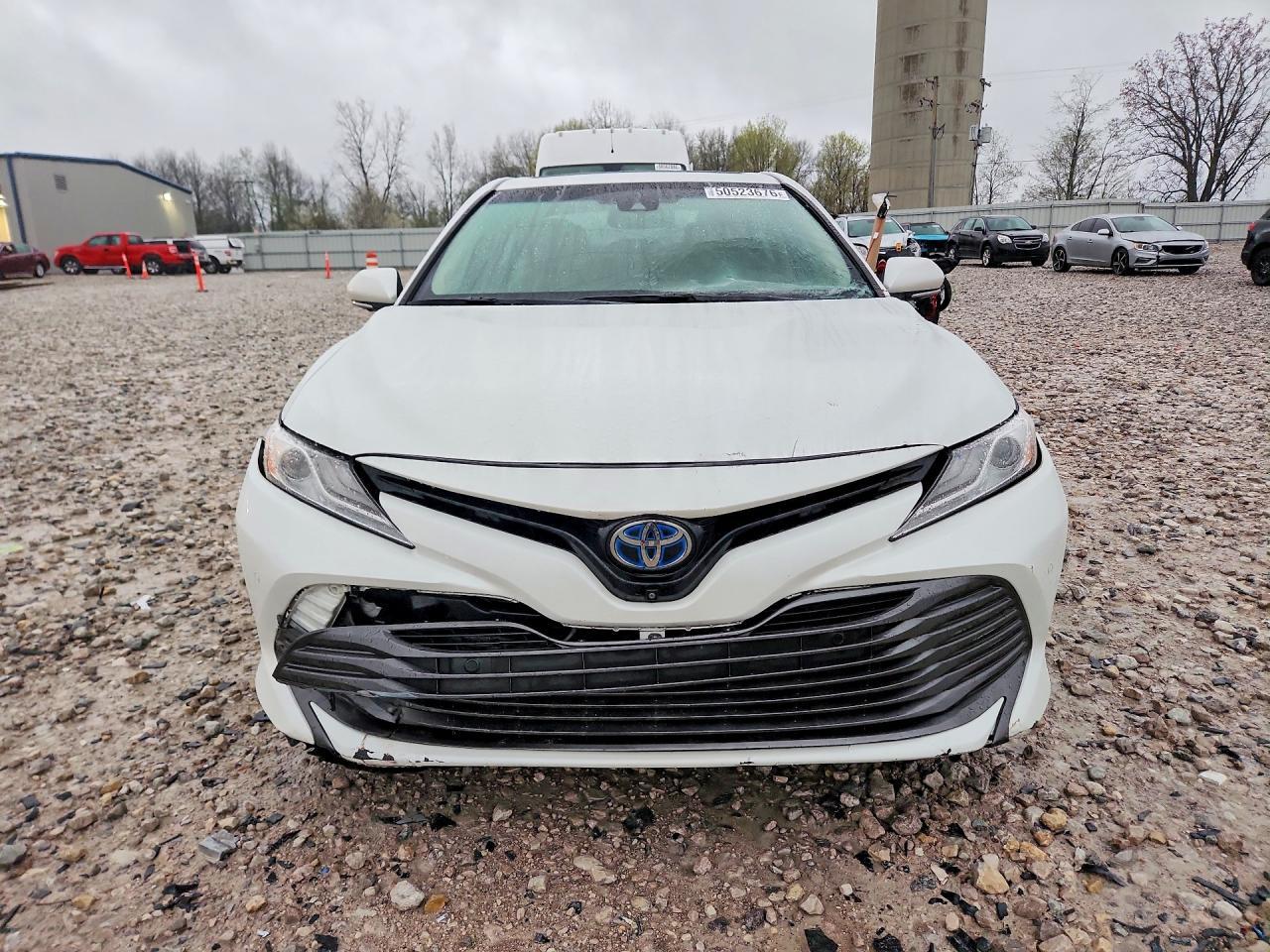 2018 Toyota Camry Hybrid Xle - Image 5