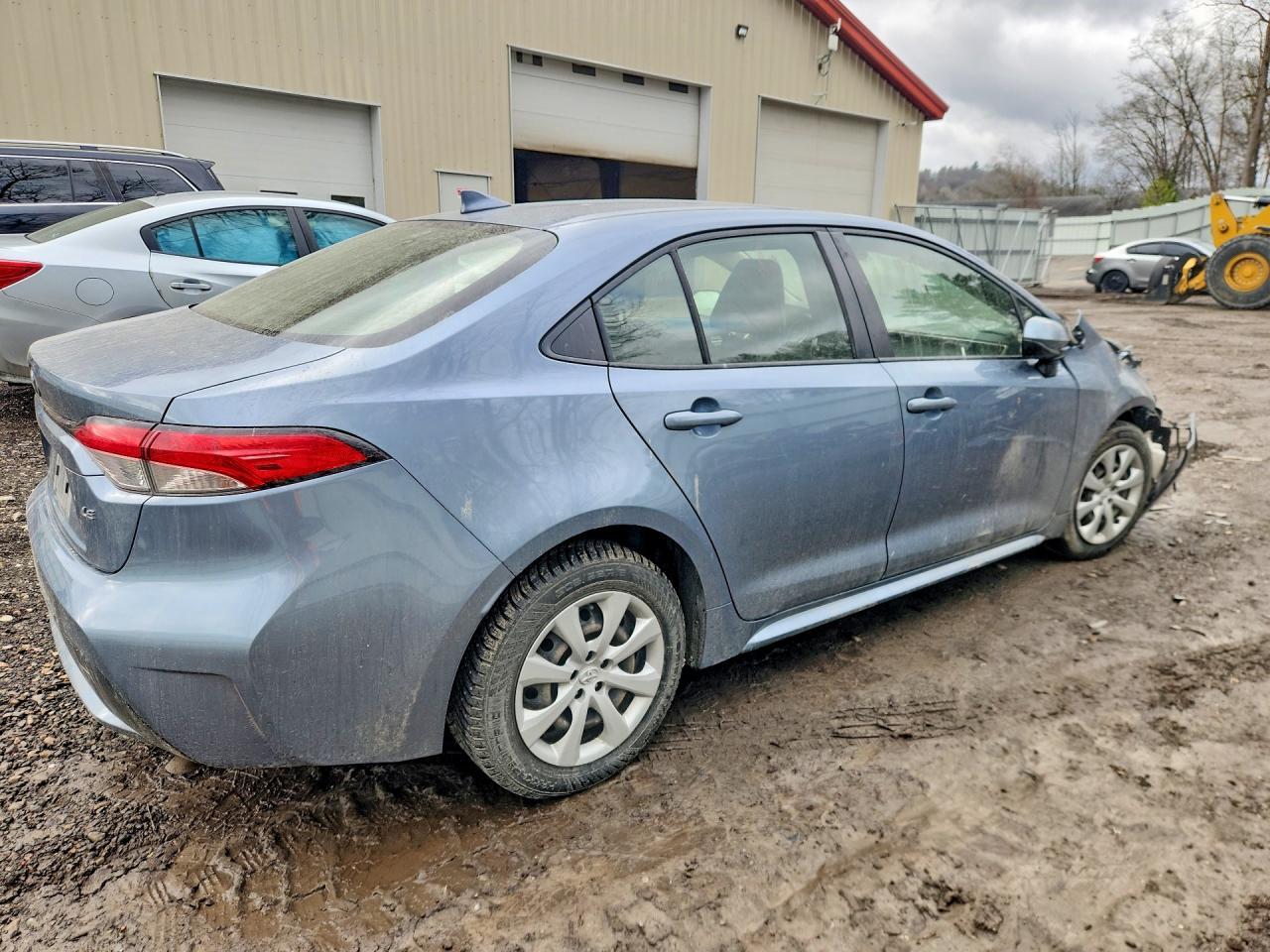 2022 Toyota Corolla Le - Image 3