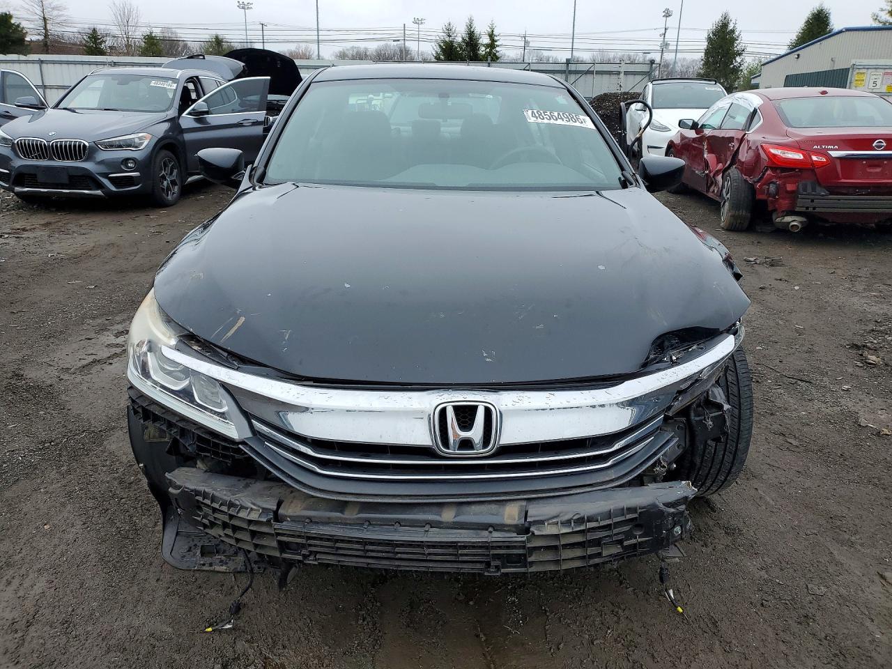 2017 Honda Accord Sport - Image 5