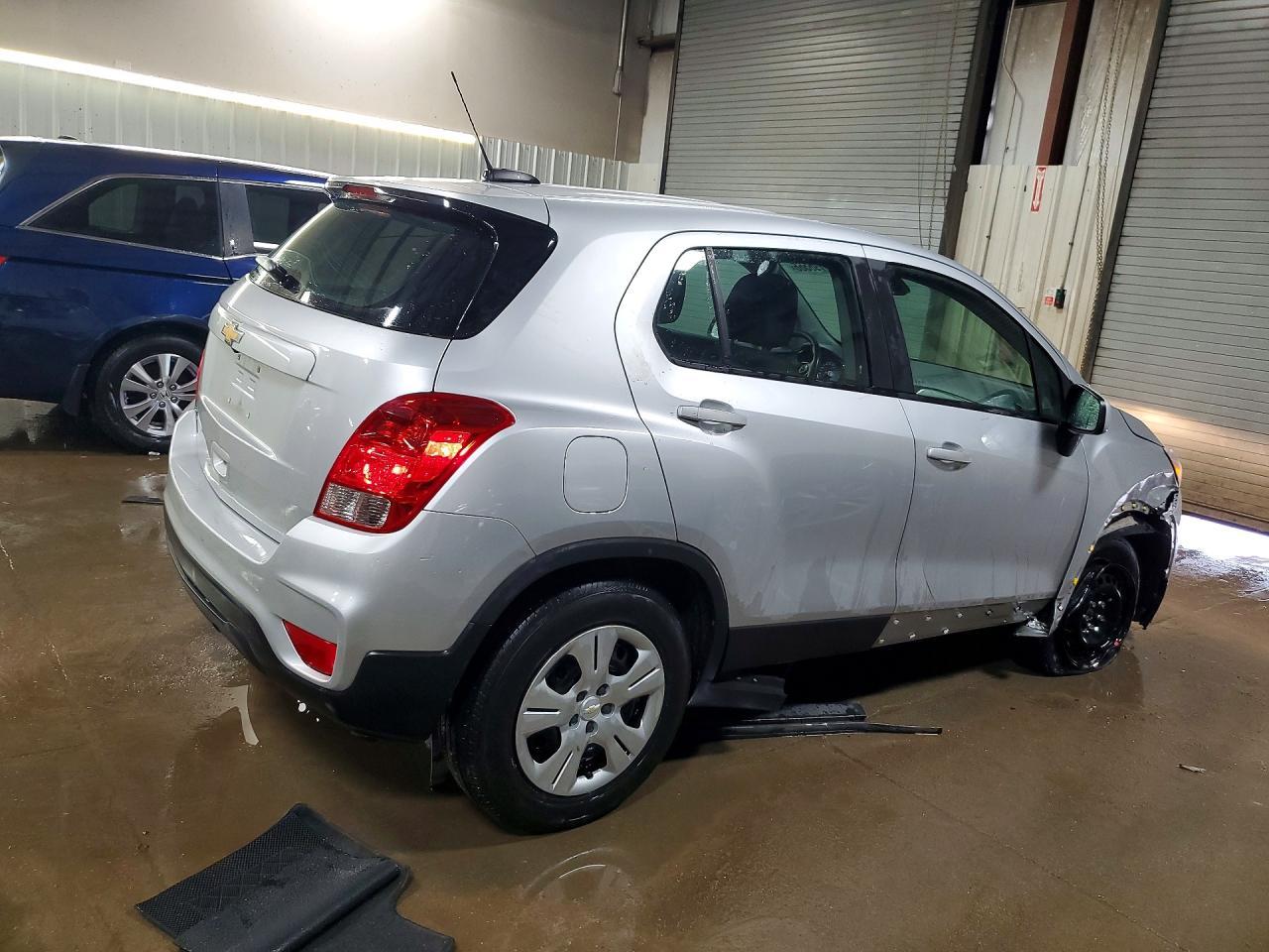 2018 Chevrolet Trax Ls - Фото 3