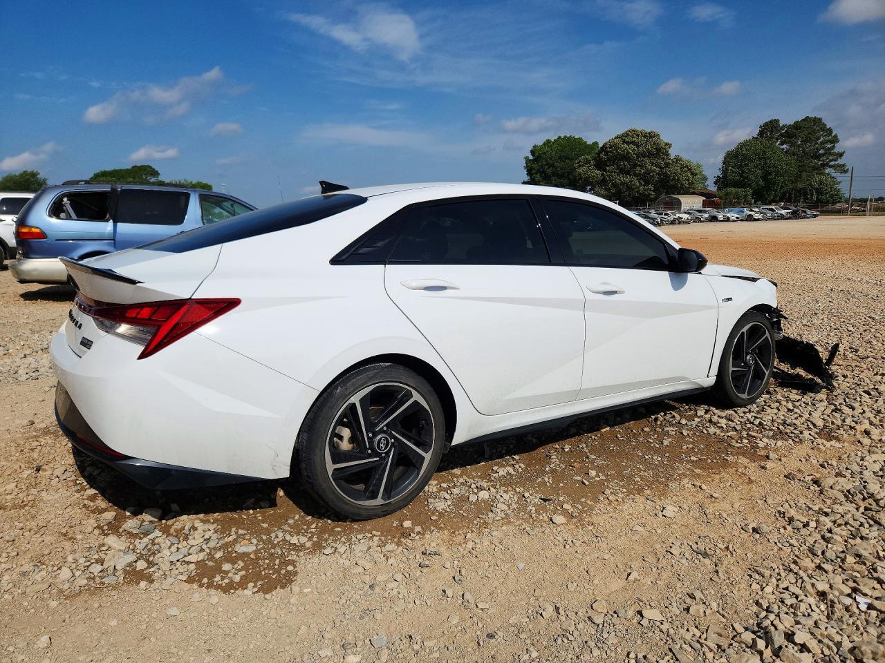 2023 Hyundai Elantra N Line - Фото 3