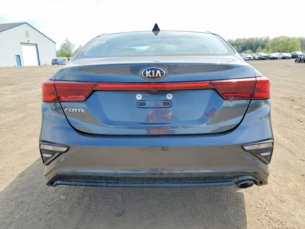2019 Kia Forte Lxs - Фото 6
