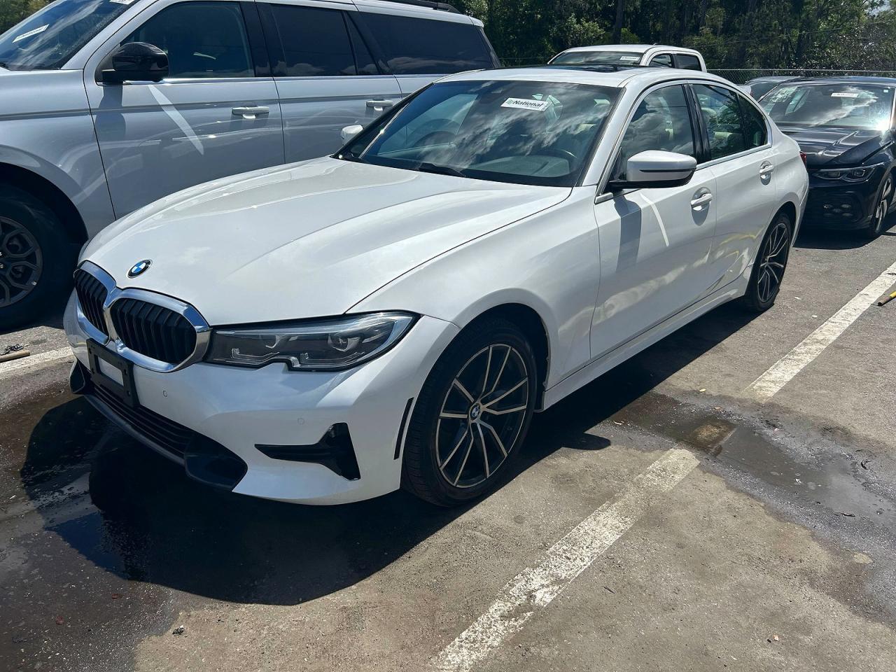 2021 BMW 330Xi - Image 2