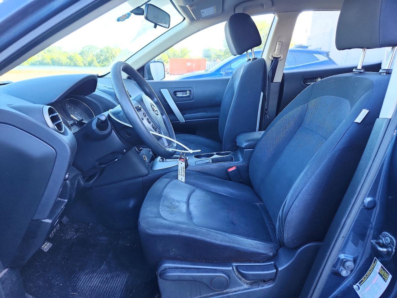2015 Nissan Rogue Select S - Image 7