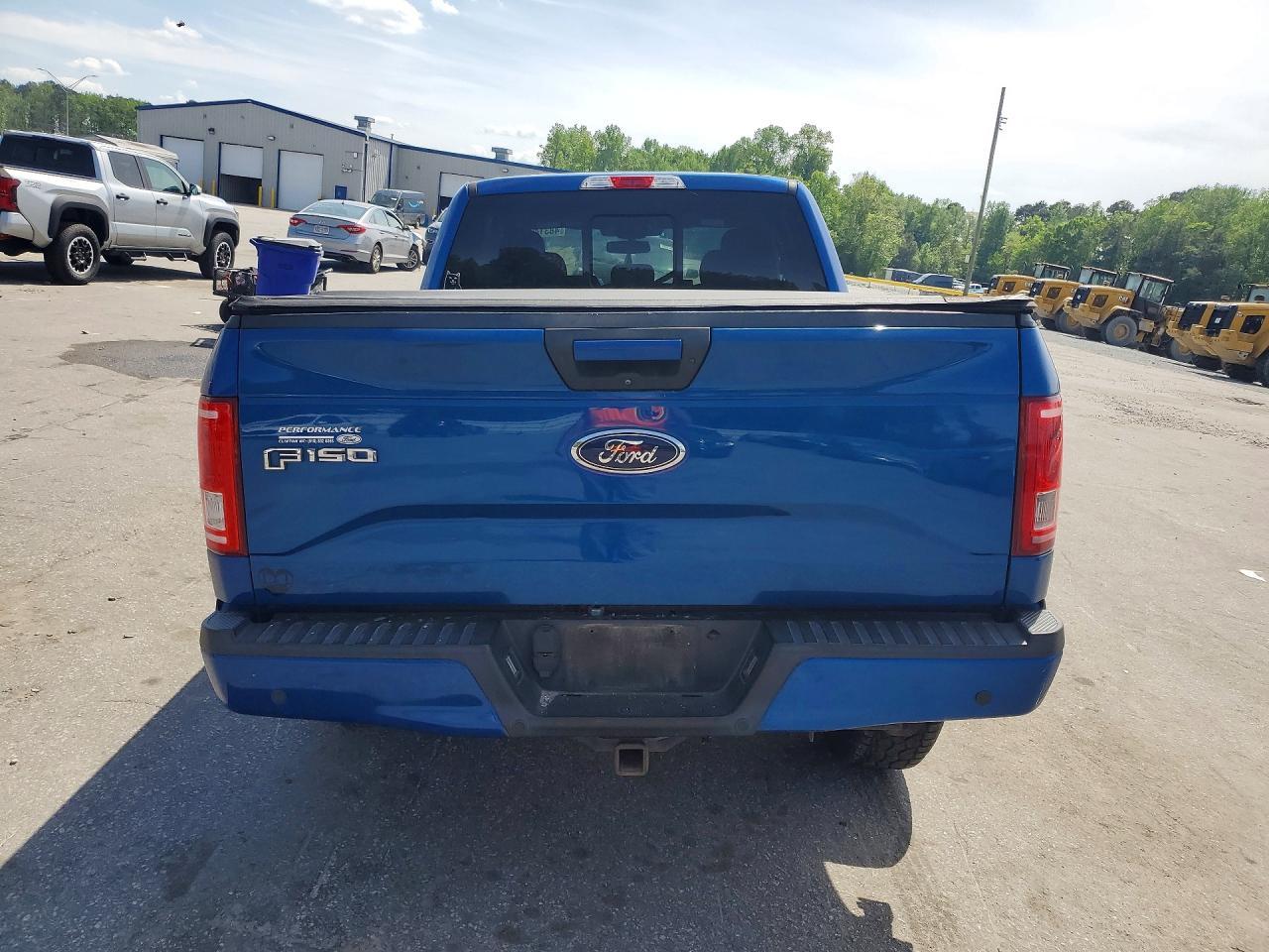 2017 Ford F150 Super Cab - Фото 6