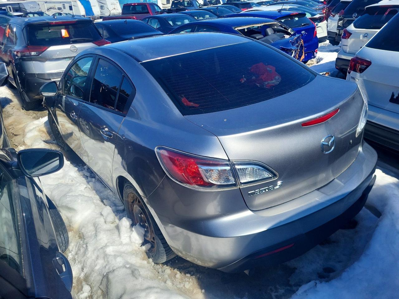 2010 Mazda 3 I - Фото 2